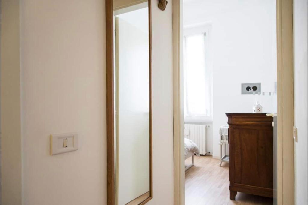 Apartamento Joivy Classic Flat Near Basilica Di Sant'Ambrogio Milán Exterior foto